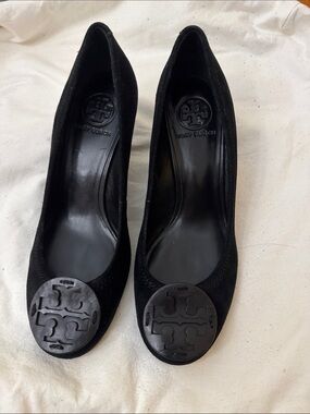 Tory Burch Black Sally Split Suede Round-Toe Ballet wedges